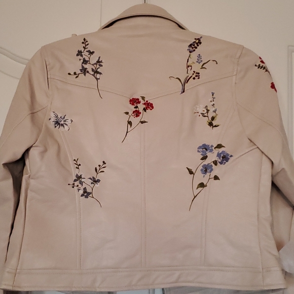 NWT Vegan Leather embroidered jacket - Picture 6 of 9